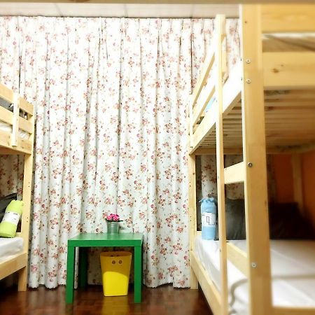 Luck Bird Inn Бангкок Экстерьер фото